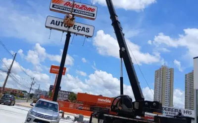 Içamento de Outdoor: Como o Guindaste Torna a Montagem Mais Rápida e Segura